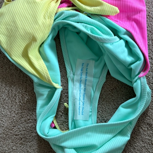 Target color block bathing suit! - Picture 4 of 4